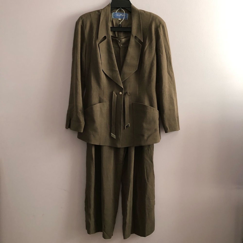 Available! Thierry Mugler Pant Set - Picture 11 of 16